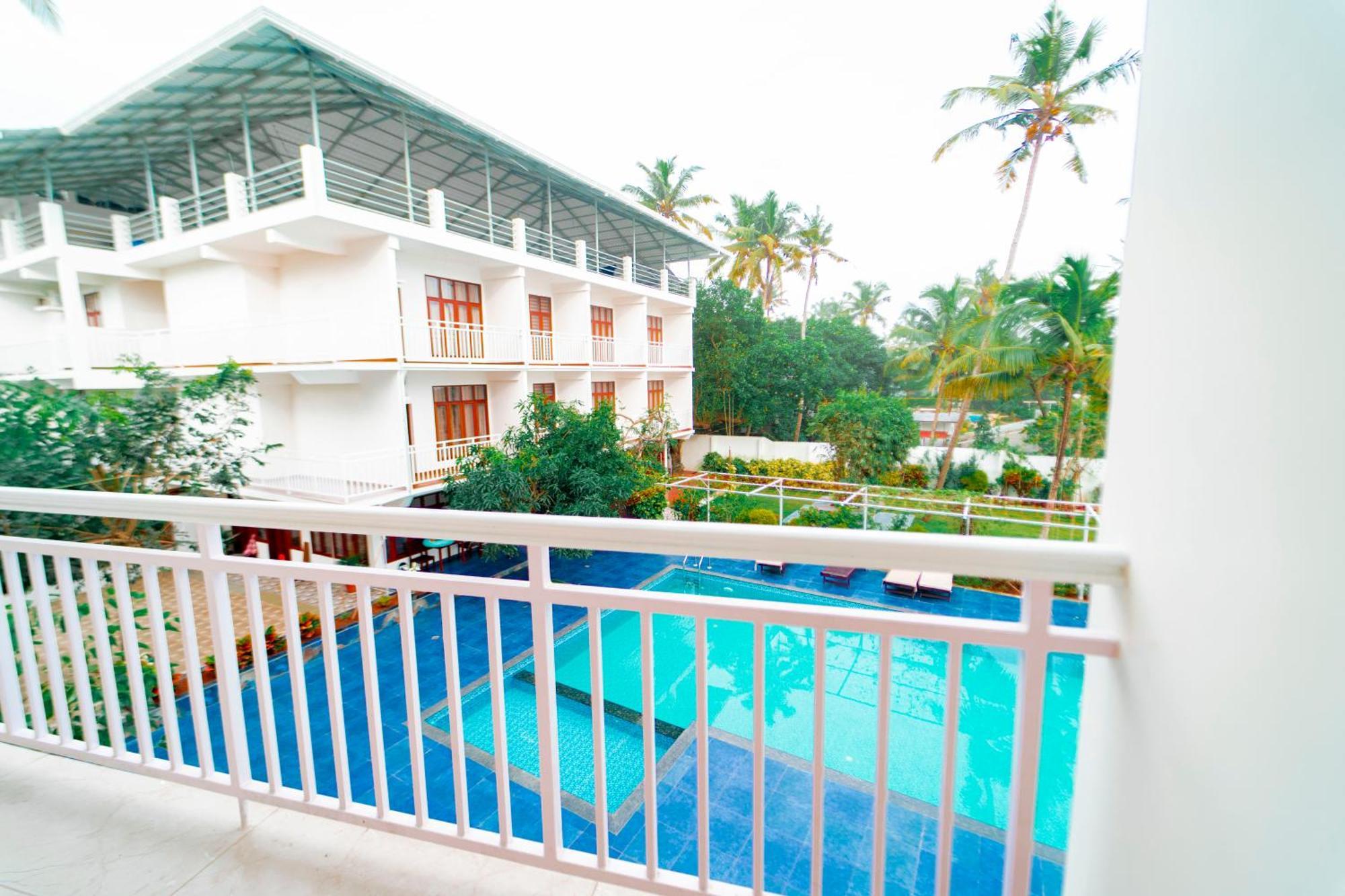 Skylar Seaview Beach Resort & Ayurveda Варкала Екстер'єр фото