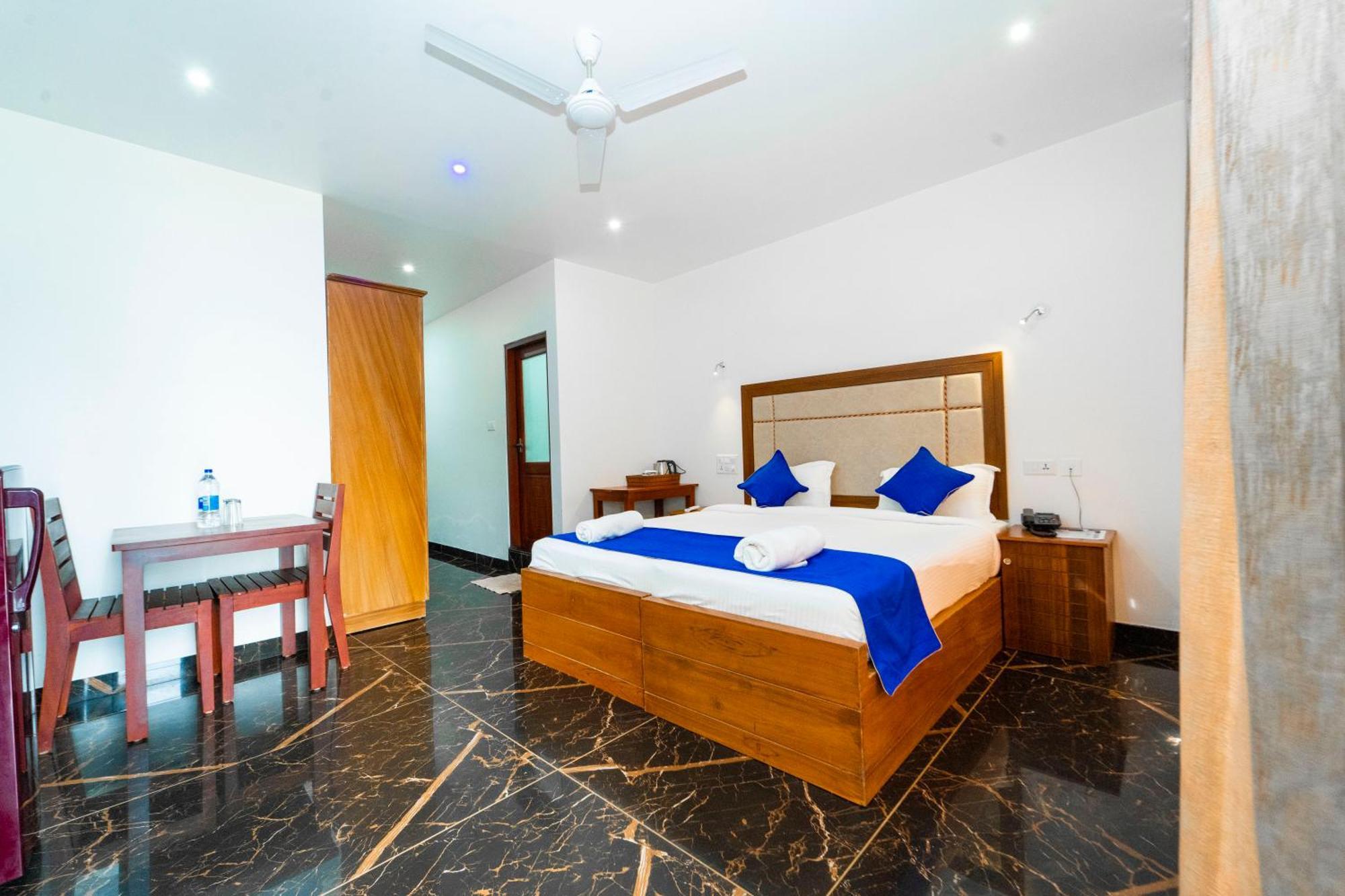 Skylar Seaview Beach Resort & Ayurveda Варкала Екстер'єр фото