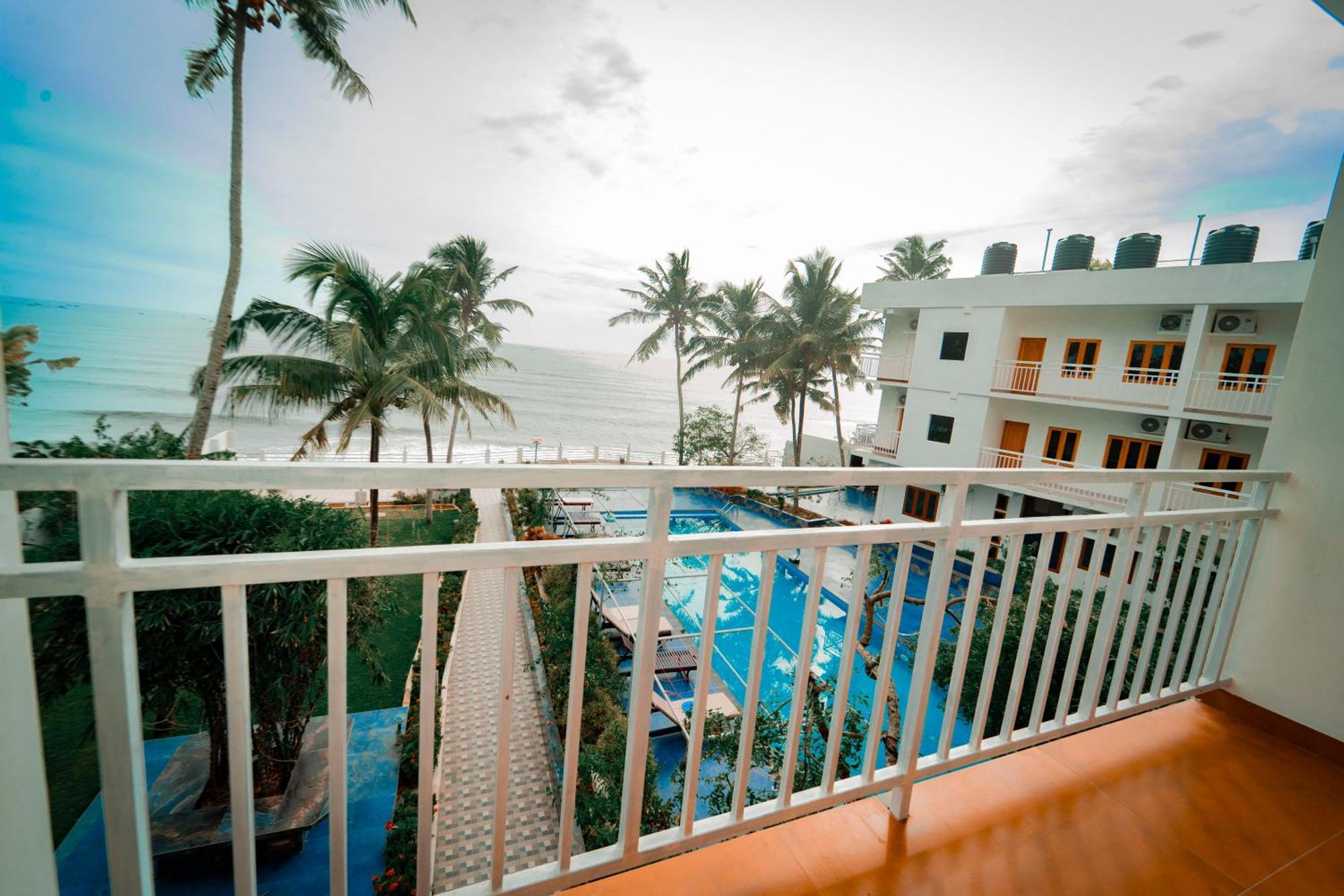 Skylar Seaview Beach Resort & Ayurveda Варкала Екстер'єр фото