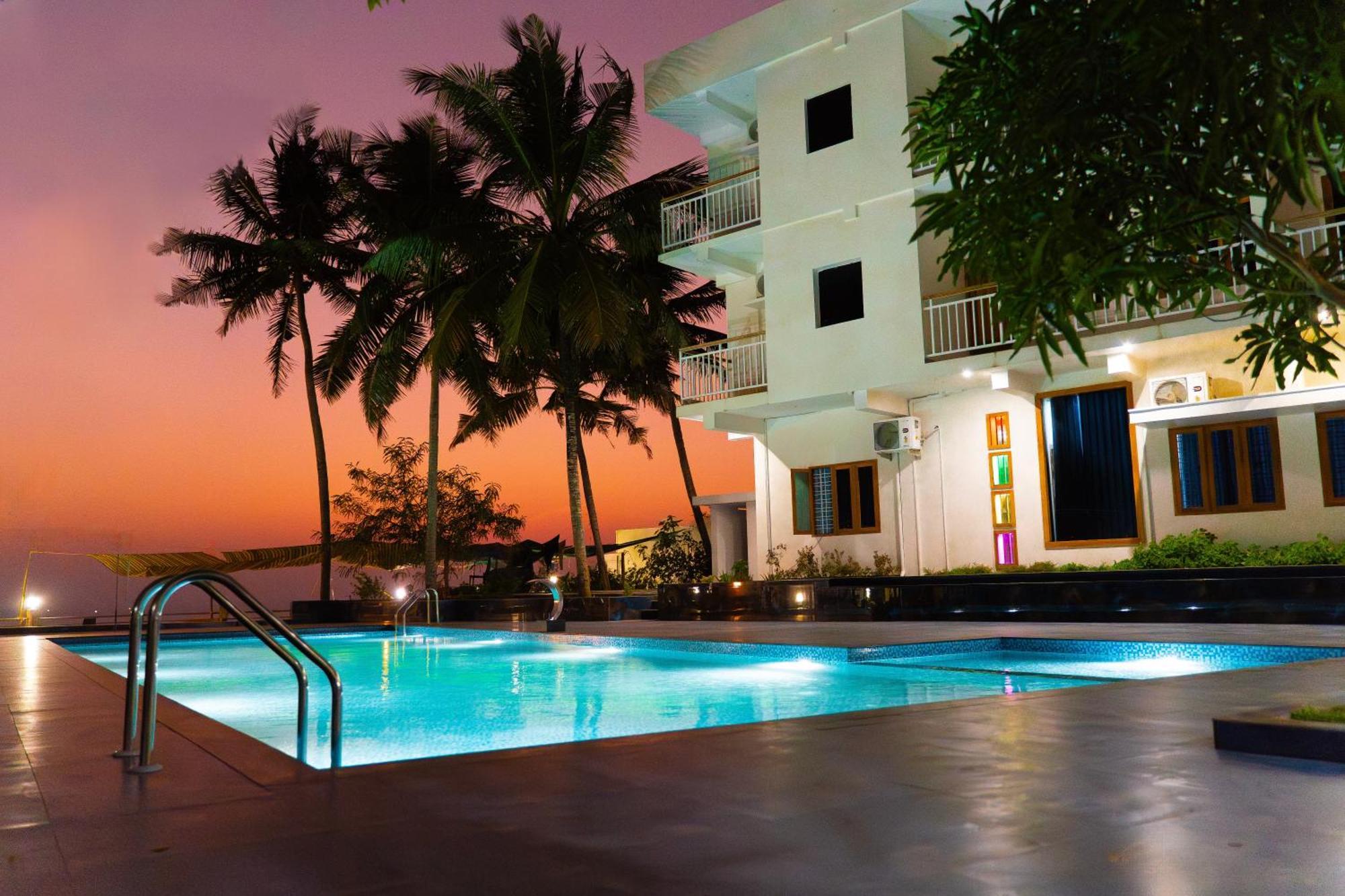 Skylar Seaview Beach Resort & Ayurveda Варкала Екстер'єр фото
