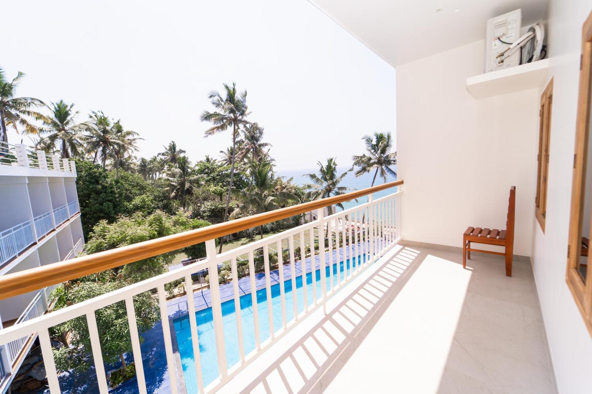 Skylar Seaview Beach Resort & Ayurveda Варкала Екстер'єр фото